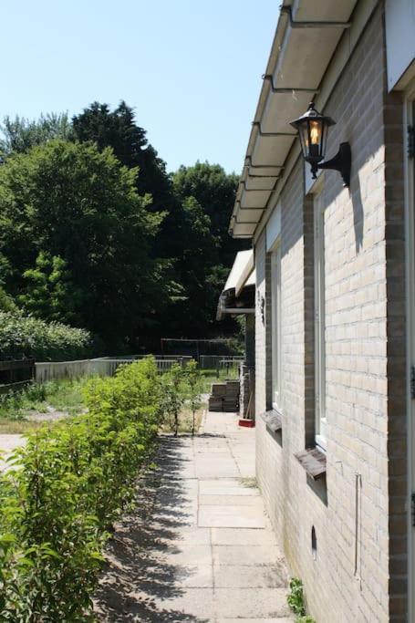 De Bosrand Grenzend Aan Het Bos Villa Castricum Exterior photo
